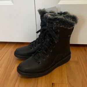 Brand new Merrell Tremblant Ezra Lace Waterproof ICE+ boots black size 5